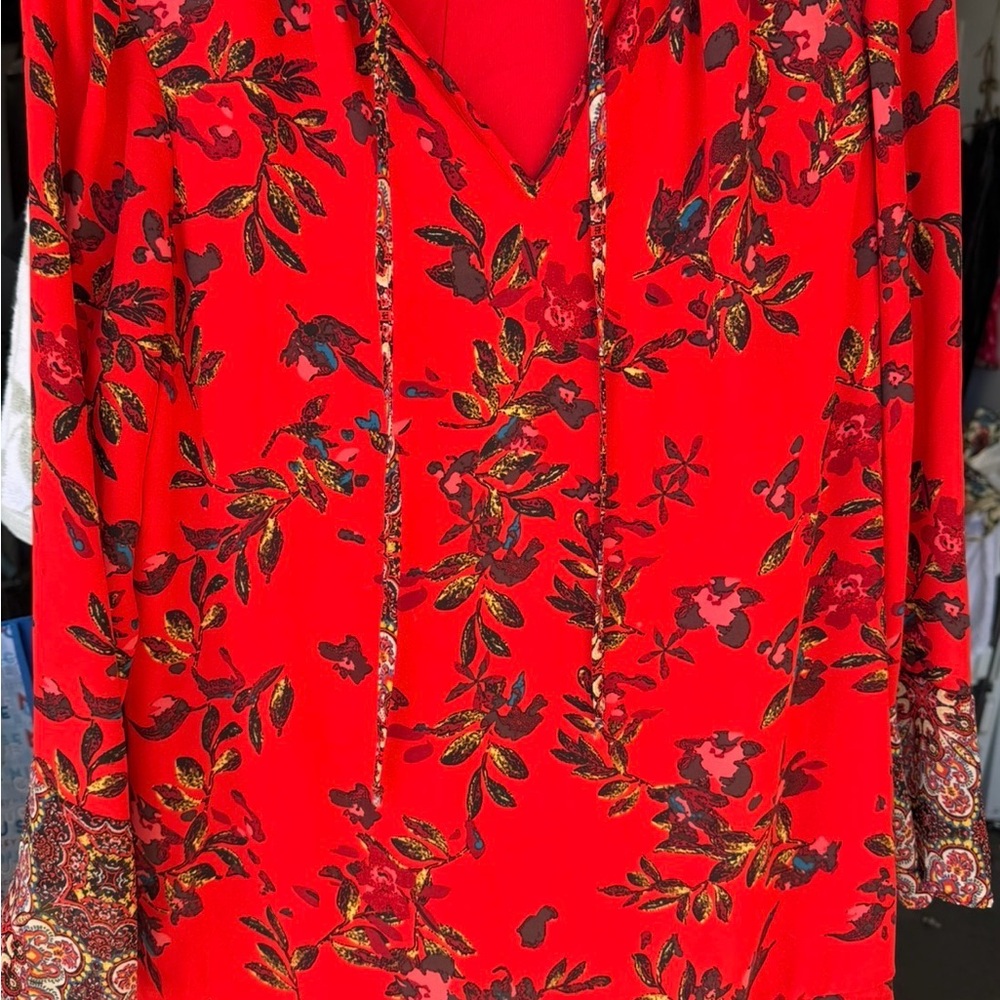 Fig and Flower Red Floral Blouse boho style Large Anthropologie - Picture 2 of 4